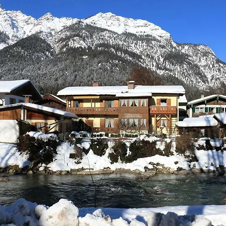 Fischer Hausl Apartment Garmisch-Partenkirchen